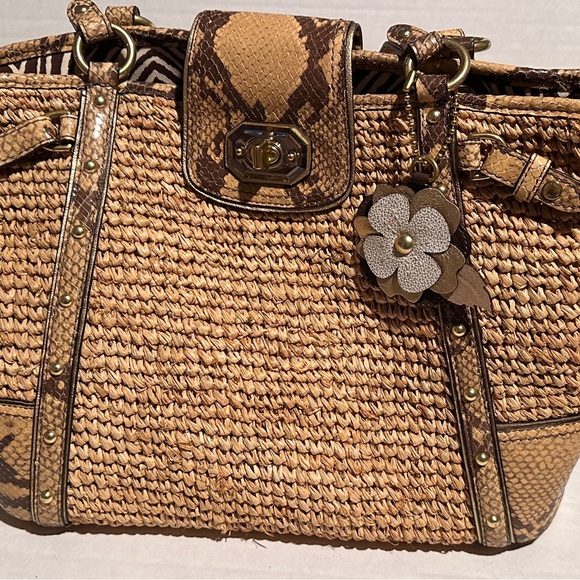 Coach straw bag snake trim EUC - Picture 2 of 10